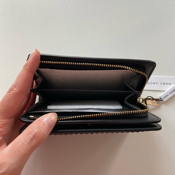 Marc Jacobs Groove Black Leather Wallet - NWT - Picture 7 of 9